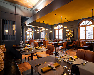 Restaurant Phra Nakhon mit schönem thailändischen Design 