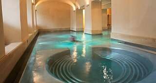 Limmathof-Baden-Novum Spa-Wellnessoase-Goldwand-Thermalbath