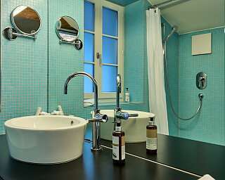 Lavabo im Studio vom Limmathof Baden